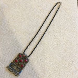 Beautiful vintage necklace